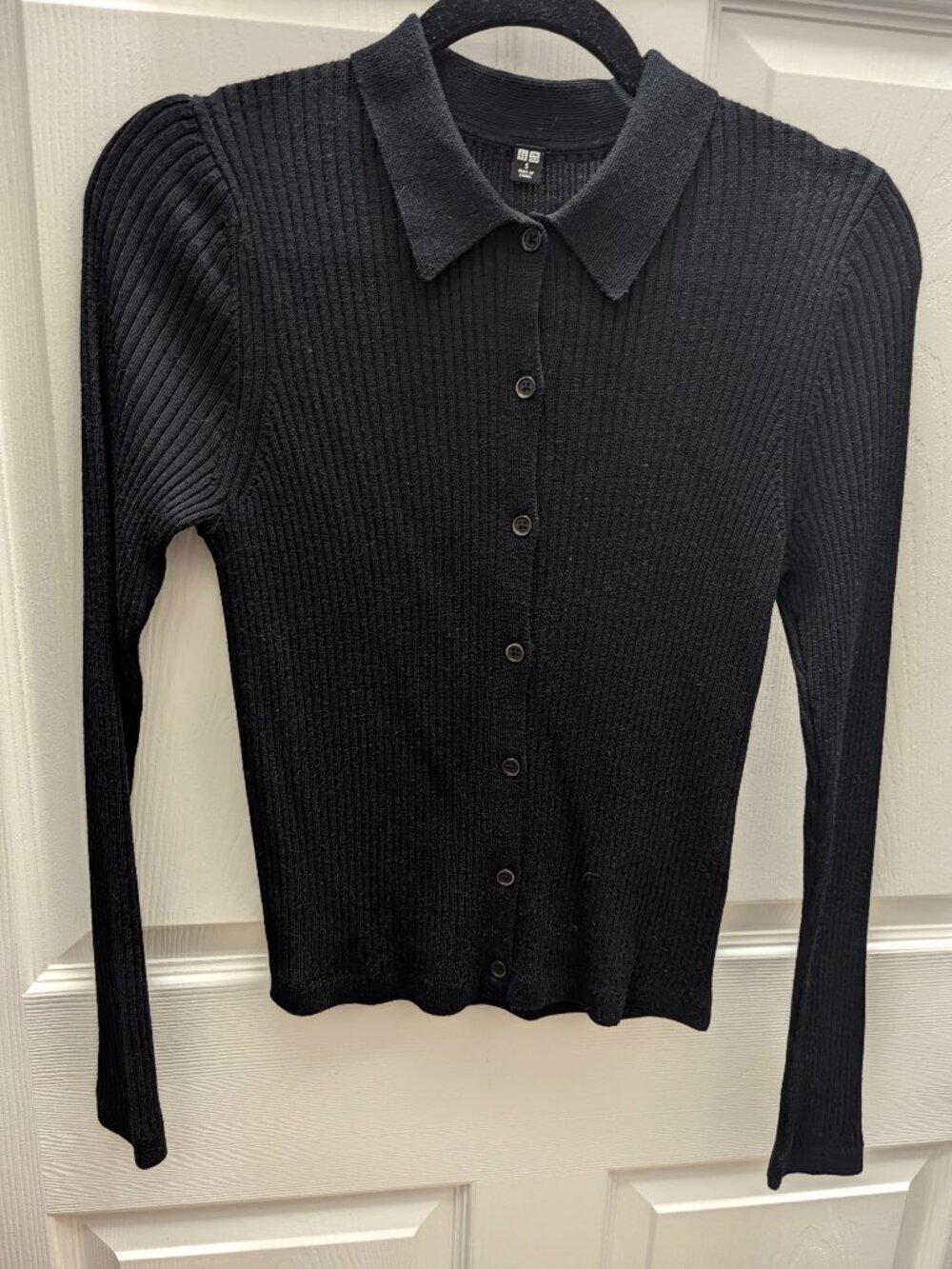 Uniqlo Black Collared Sweater Cardigan (S)